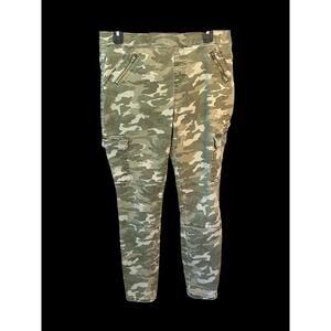 Justice Girls Green Camo Cargo Pants Size 20 Plus Casual Utility Kids